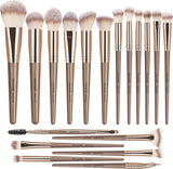 MAANGE Makeup Brushes 18 Pcs Professional Makeup Brush Set Premium Synthetic Eyeshadow Blush Foundation Make up Brushes Travel Kabuki Brushes Set